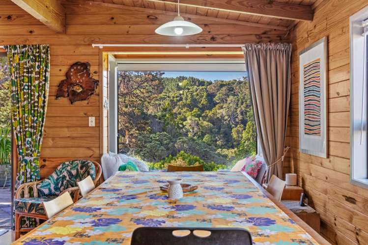 9 Ferndale Avenue Leigh_11