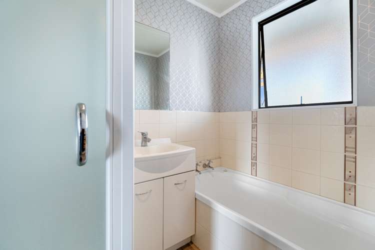 6 Bradley Place Nawton_9