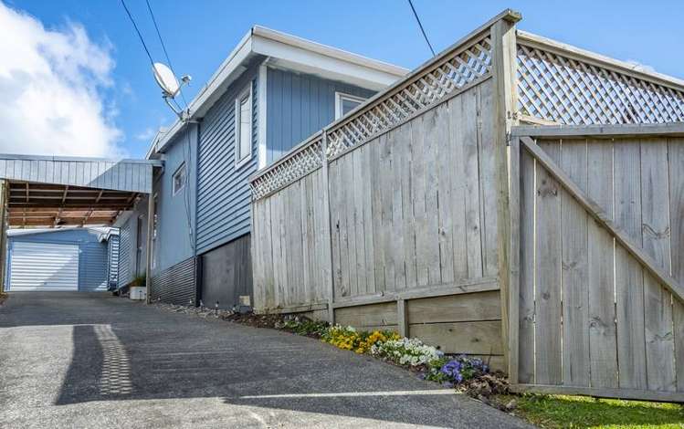 13 Rata Road Stanmore Bay_12