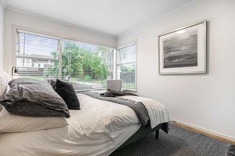 36 Gill Avenue Te Atatu Peninsula_10