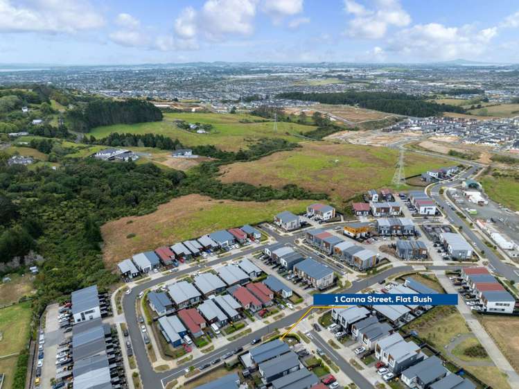 1 Canna Street Totara Park_15