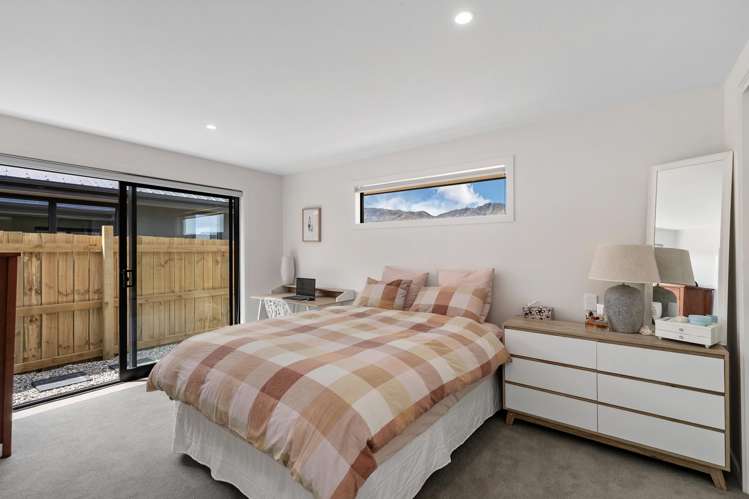 13 Caton Street Lake Hawea_8