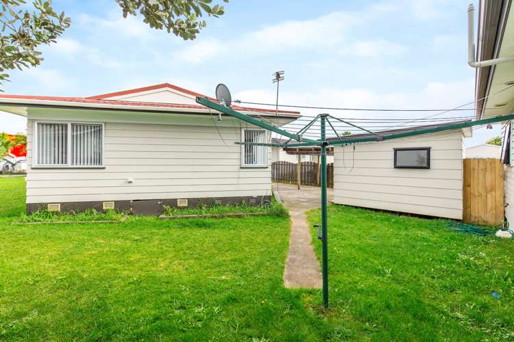 498 Roscommon Road Clendon Park_21