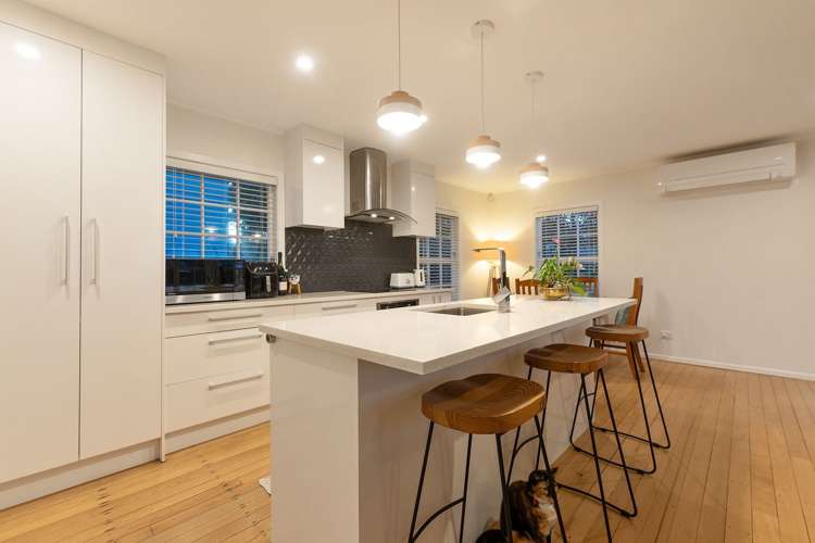 41 Quona Avenue Mount Roskill_11
