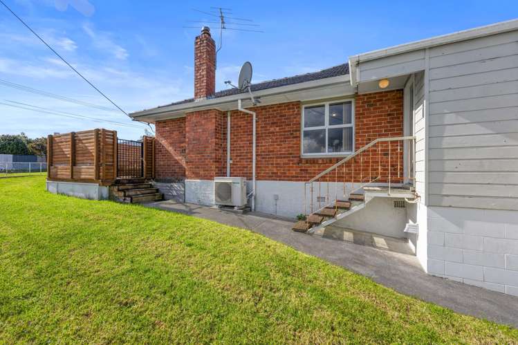 6 Toru Street Te Atatu Peninsula_30