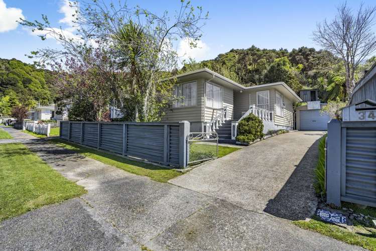 34 Enfield Street Wainuiomata_1