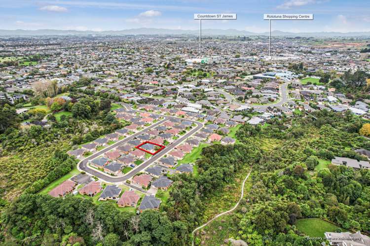 24 Sovereign Isle Lane Rototuna_18