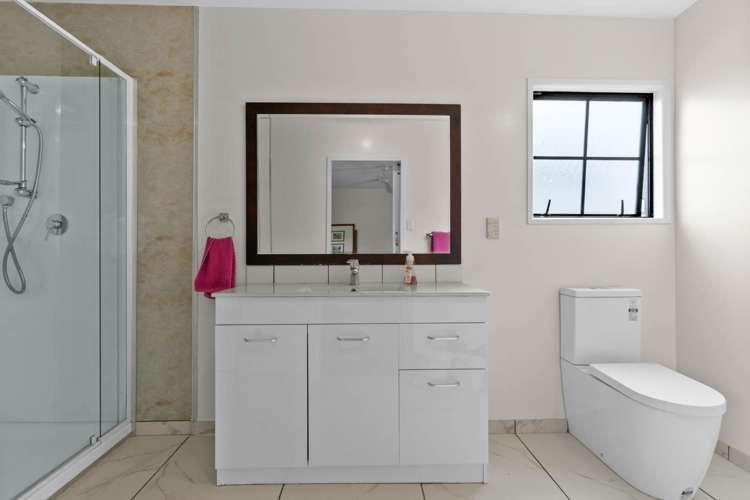 1 Bermuda Place One Tree Point_31