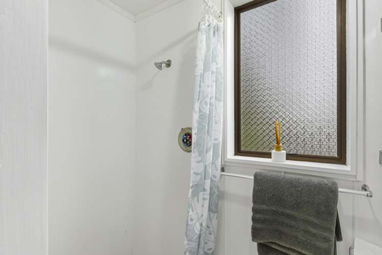 5 Norna Grove Waikawa Beach_18