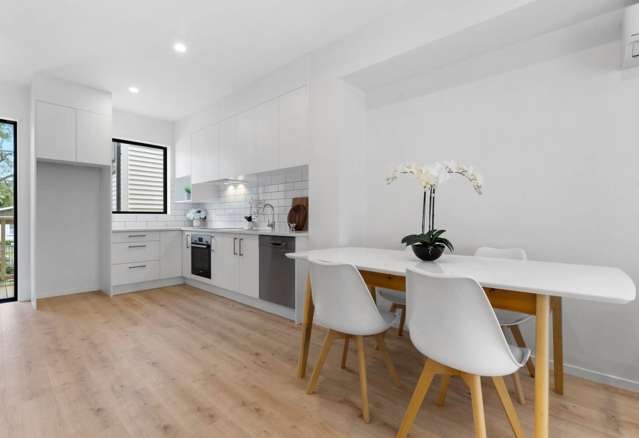 Bright, Stylish Living Near WestCity Mall