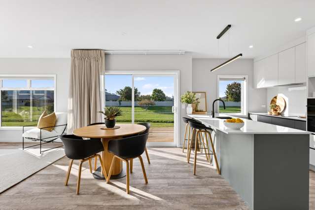 32 West Place Greenmeadows_4