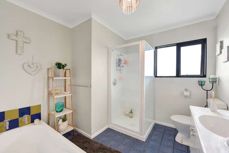 11 Olympus Way Richmond_12