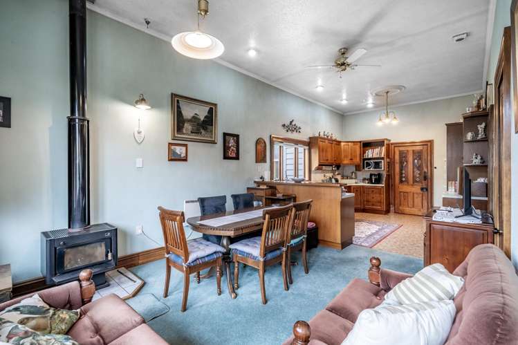 35 Earnslaw Street Avenal_5