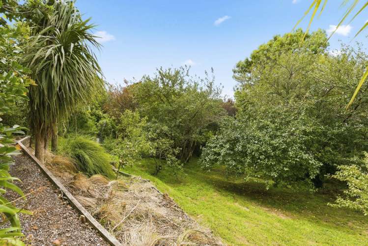 33 Forest Road Raumati South_23