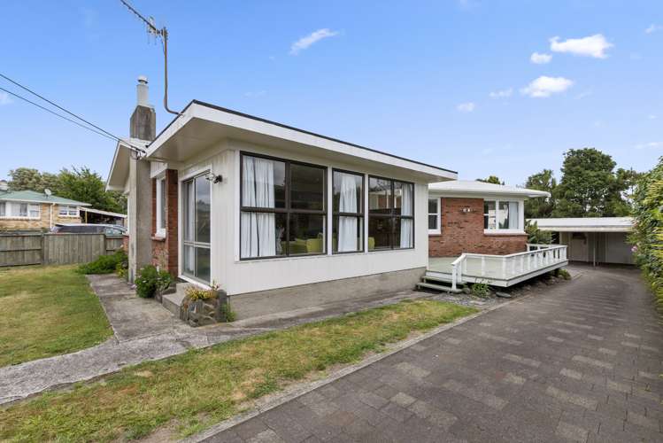 7 Elliott Crescent_0