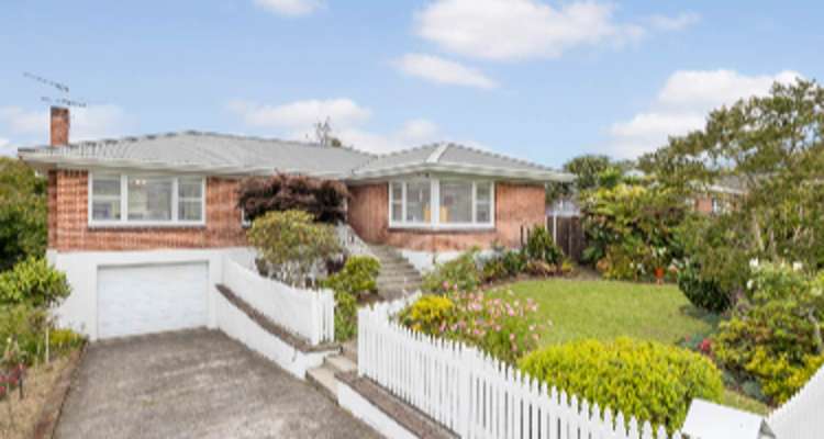 32 Lawrence Crescent_0