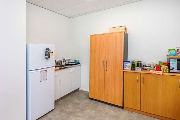 Unit F/112 Bush Road Rosedale_8