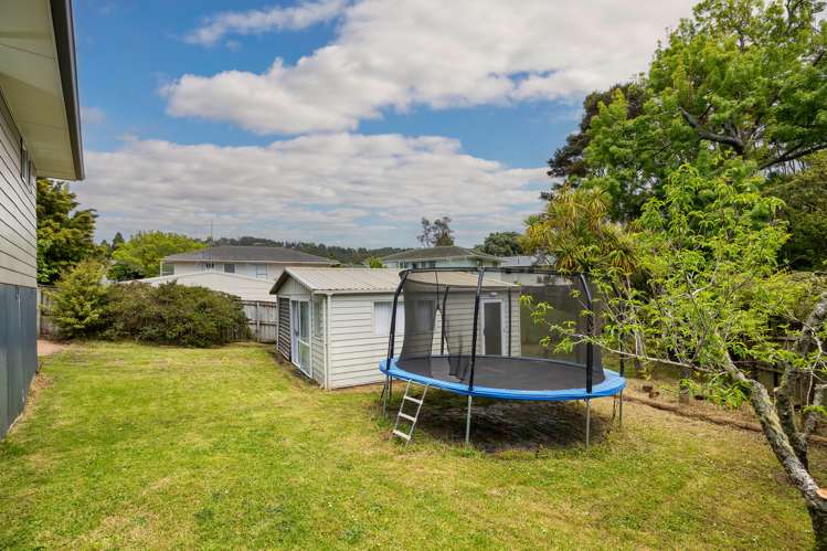 11 Onedin Place Titirangi_8