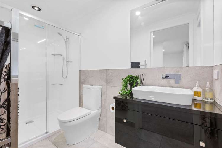 49 Young Street New Plymouth Central_10