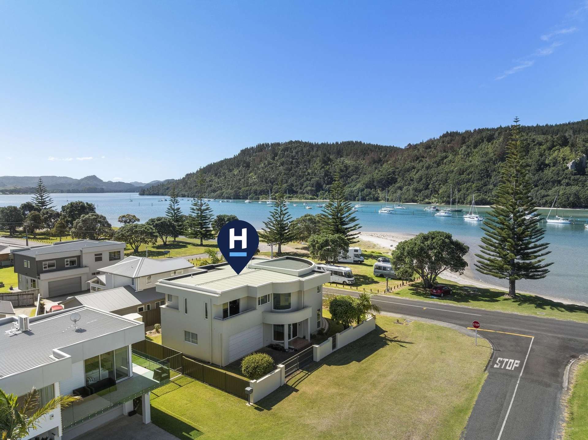301 Beach Road Whangamata_0