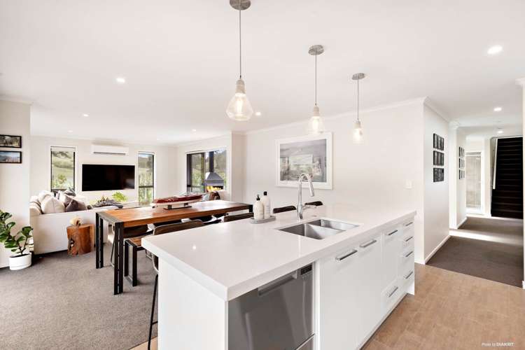 13 Bale Way Pukekohe_11