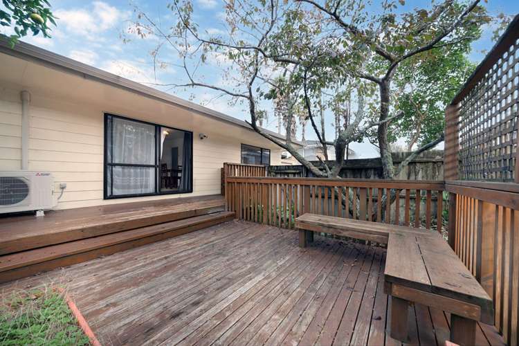 2/191 Don Buck Road Massey_4