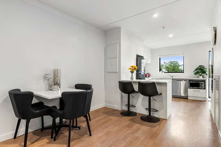 6/2 Brandon Road Glen Eden_7