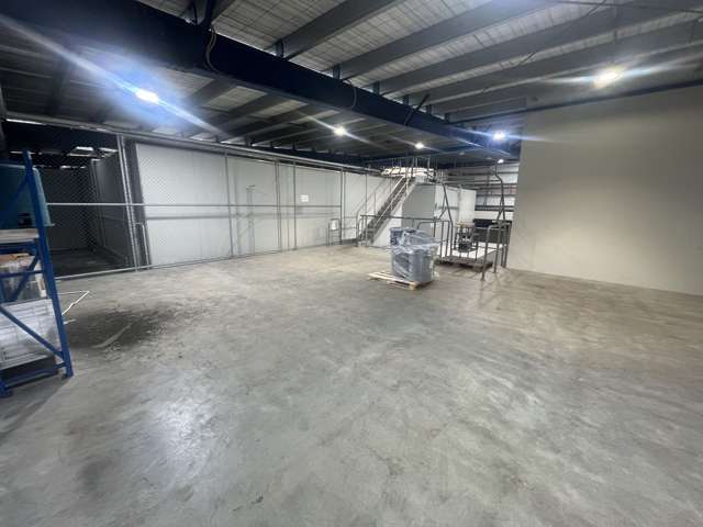 8 Golden Arches Place Wiri_3