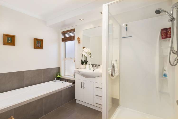 4 Easthaven Place Redwoodtown_19