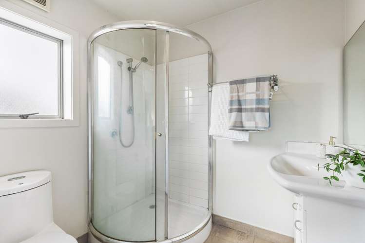 80C Golf Road New Lynn_25