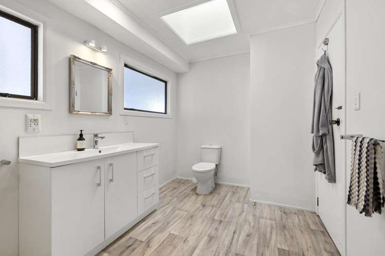 6 Uenuku Avenue Raglan_14