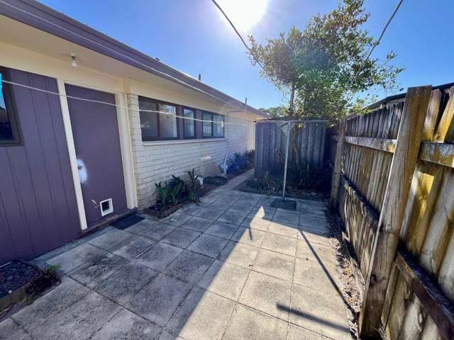 2/24 Beaumaris Way Conifer Grove_4