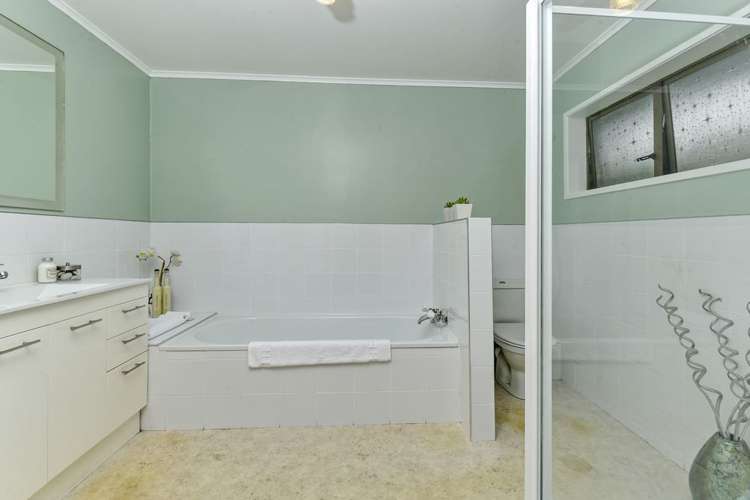 12 Martin Crescent Northcote_16