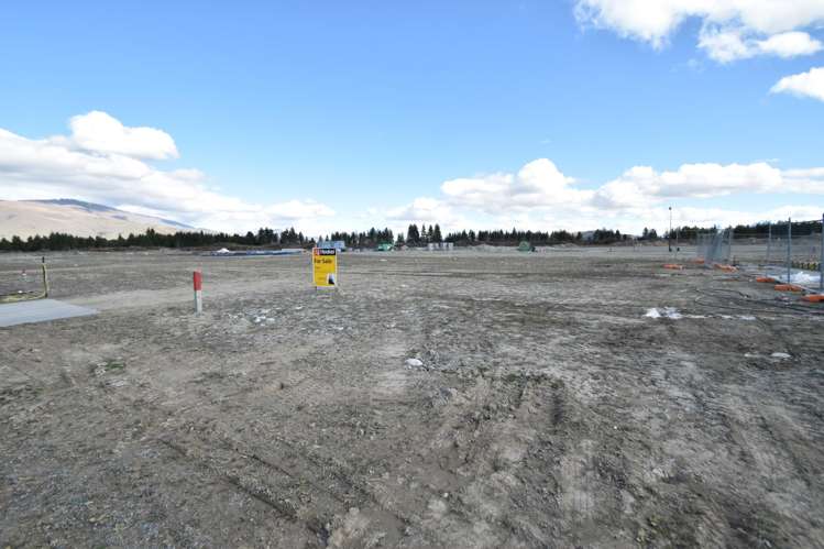 54 Lakeland Avenue Twizel_1