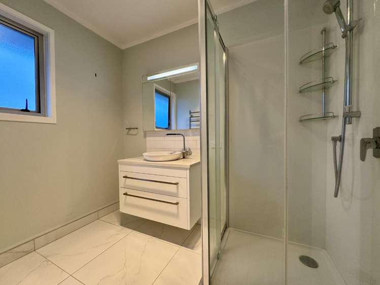 3/47 Tawhiri Road One Tree Hill_6