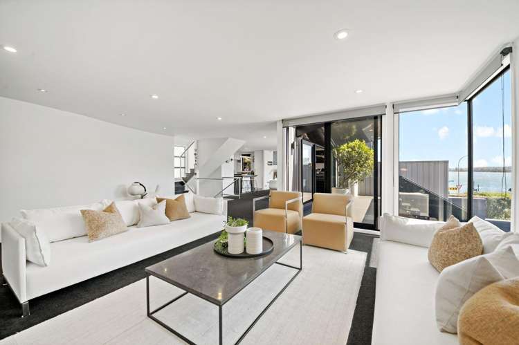 7 Whitcombe Road 1648_6