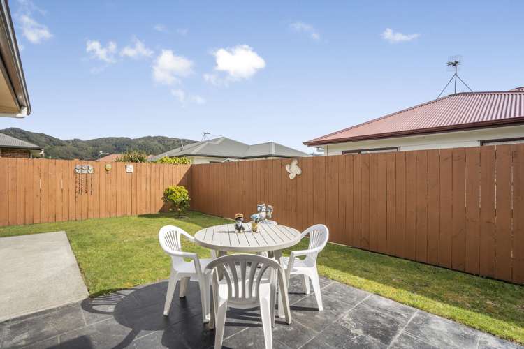4 Woodland Grove Wainuiomata_6