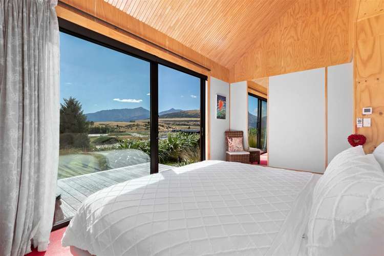 11 Cunninghams Drive Jacks Point_14