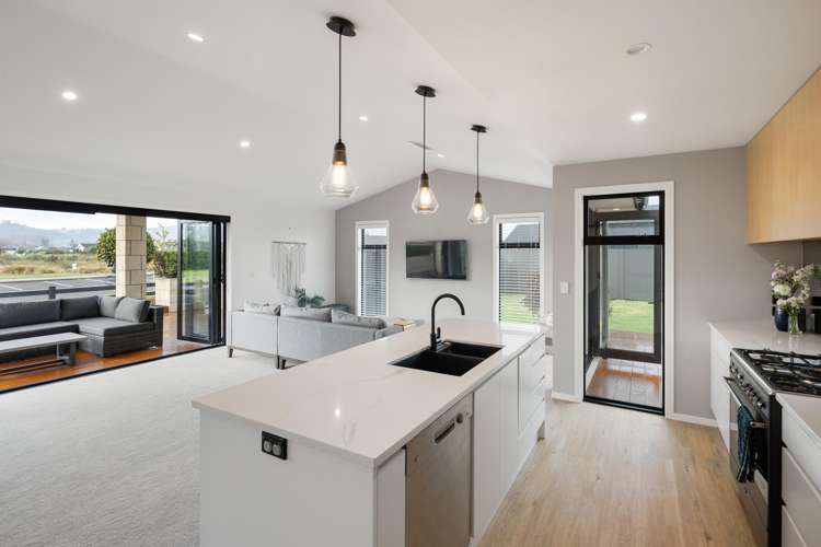 34 Mike Smith Drive Cambridge_10