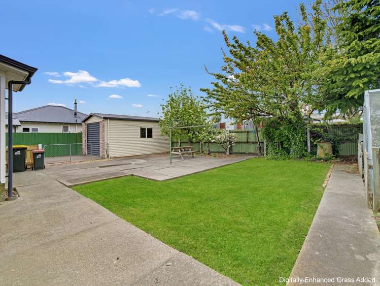 796 East Street Netherby_27