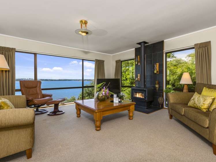 8 Lawson Way Manurewa_5