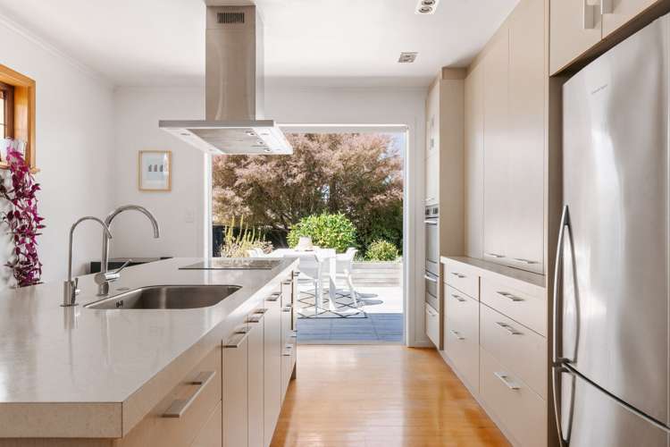 10 Short Street Otumoetai_14