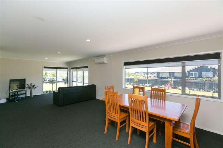 126 Pohutukawa Place Waiwhakaiho_12