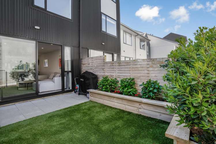 8 Te Ara O Te Amo Hohipene Petone_13