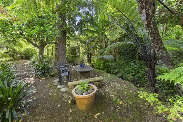 16/18 Lorenzen Bay Road Raglan_21