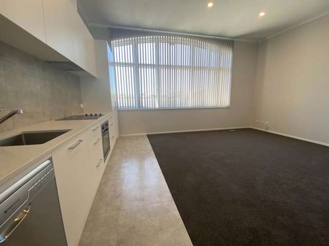 5/113 King Street Pukekohe_1