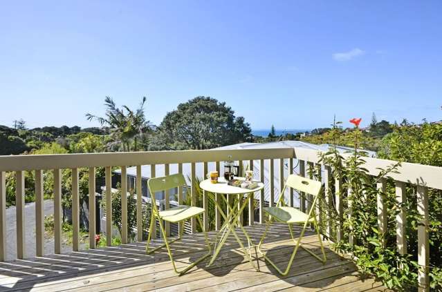 3/3 Peter Terrace Castor Bay_4