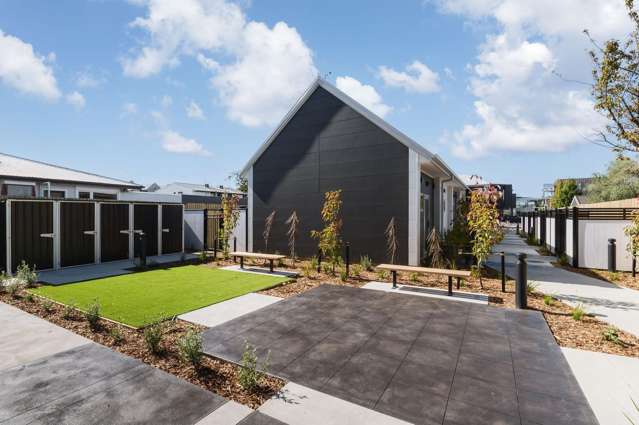  1/17 Winchester Street Merivale_1