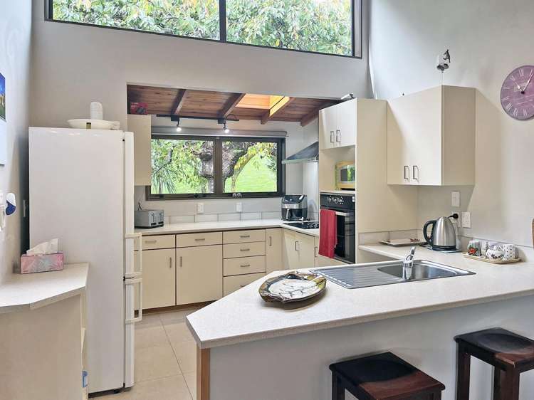 83 Whau Valley Road_2