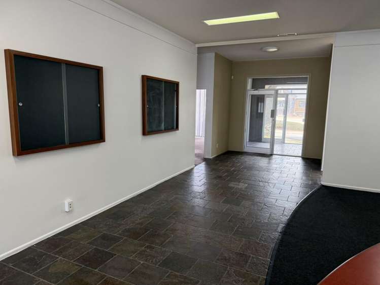 316 Broadway Stratford_6